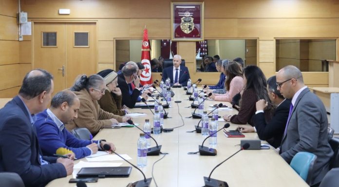 Suivi des projets de numérisation et de simplification des procédures administratives