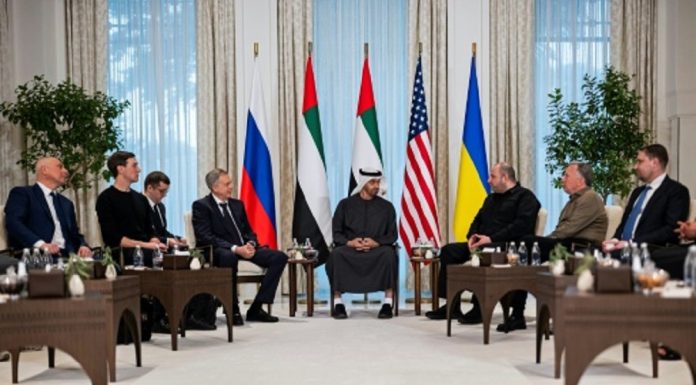 Ukraine: Le Kremlin confirme des pourparlers à Abou Dhabi mercredi et jeudi