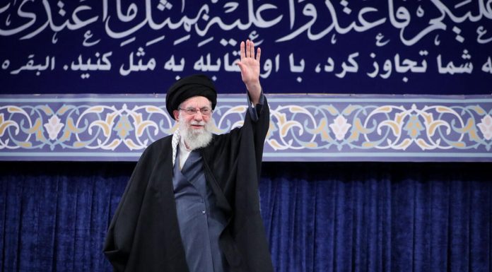 L’Iran confirme que Ali Khamenei est mort
