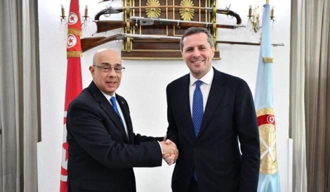La Tunisie : être partenaire privilégié avec l’Italie dans l’industrie militaire