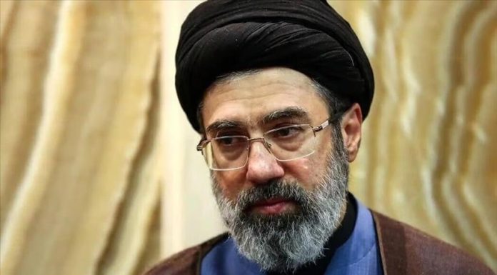 Iran : Mojtaba Khamenei légèrement blessé, selon de nouvelles révélations