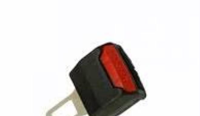 Les clips de ceinture de sécurité pour voiture interdits