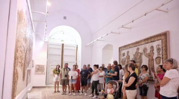 Les guides touristiques contre la hausse « brutale » des droits d’entrée