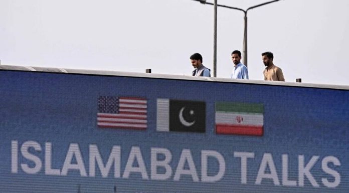 Poursuite des négociations tripartites à Islamabad