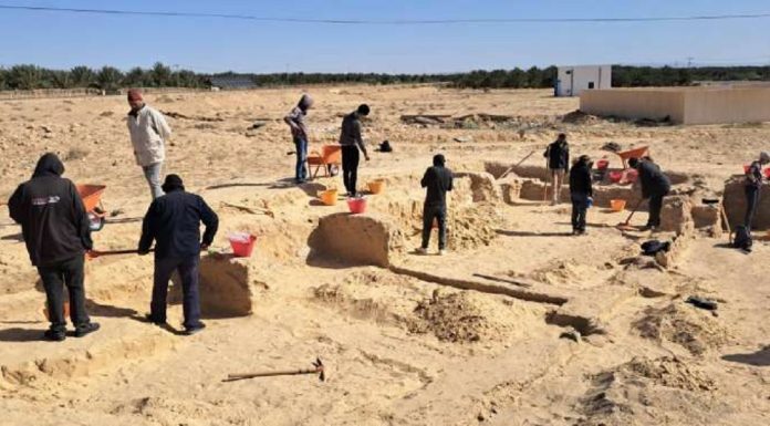 Une ville romaine enfouie sous le sable à Dgueche