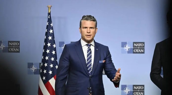 Les législateurs US vont interroger Hegseth pour la première fois depuis le début de la guerre