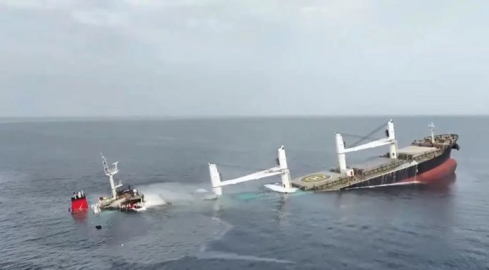 Menaces d’attaques houthies contre les forces navales américaines en mer Rouge