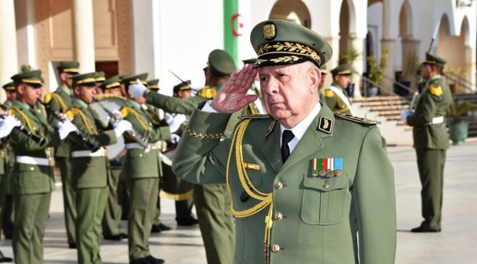 Algérie :Tebboune écarte son général Abdelkader Aït Ouarabi