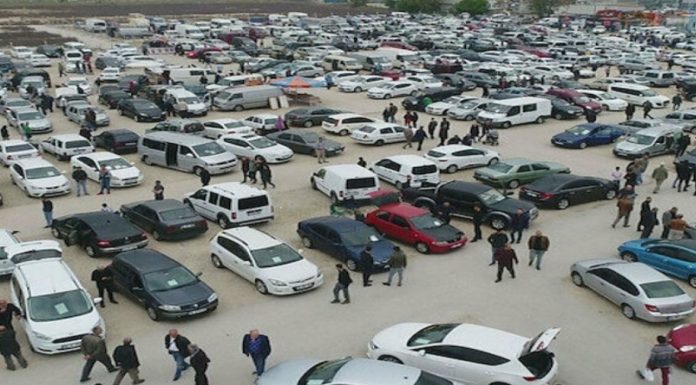 Le Parallèle franchit 9 600 unités, la demande d’occasion soutenue