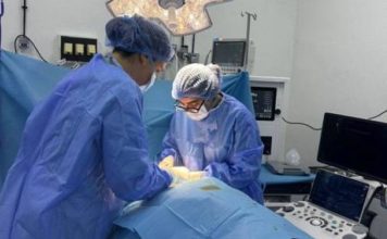 Première intervention chirurgicale à l’hôpital local d’Ettadhamen
