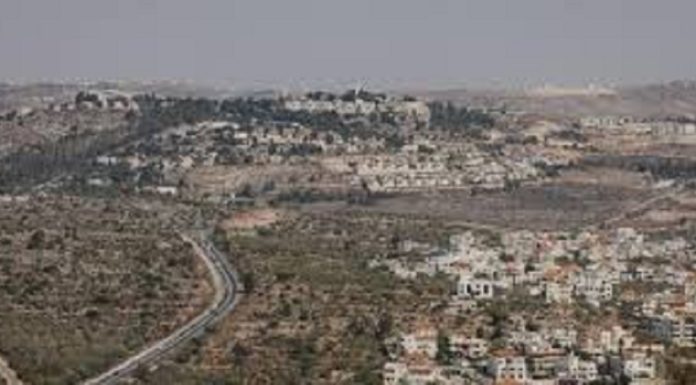Tollé à Londres contre la promotion de ventes illégales de terrains dans les colonies israéliennes