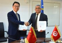 Tunisie- Chine : Signature d’un contrat pour l’acquisition de 5 trains multi-rames électriques destinés à la ligne Moknine-Mahdia