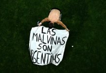Mondial 2026: la Fifa se penche sur l’affaire de la banderole argentine sur les Malouines
